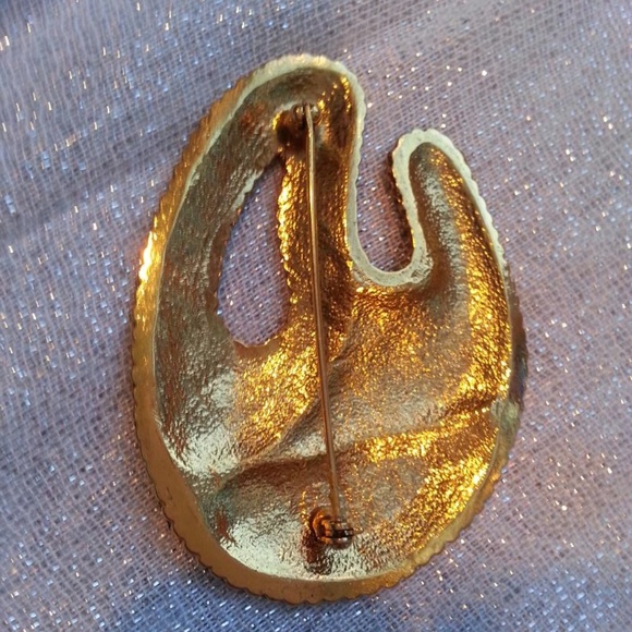 ♥️VINTAGE ARTISAN♥️Gold Plated Enamel Brooch - Picture 4 of 4